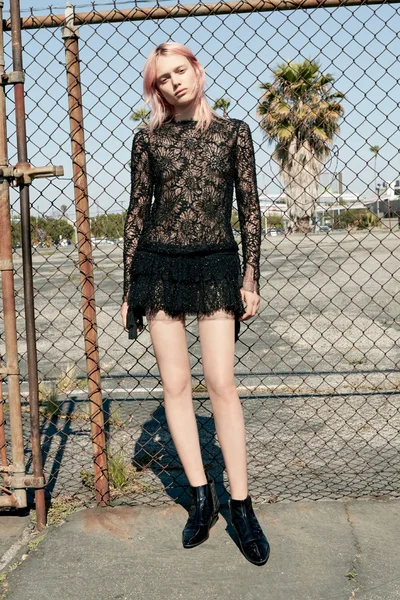 Look 3